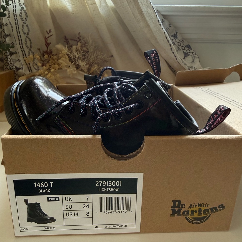 Dr Martens Glitter Patent Boots - Picture 6 of 9